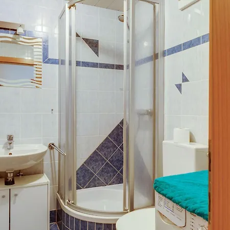 Apartment Near The Ski Area In Matrei