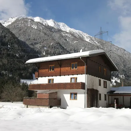 Apartment Apartment Near The Ski Area In Matrei