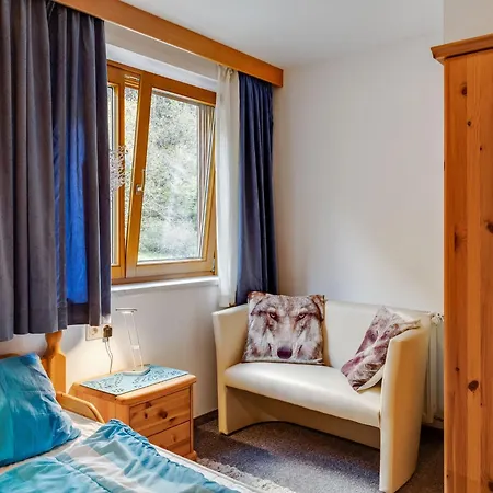 Apartment Near The Ski Area In Matrei