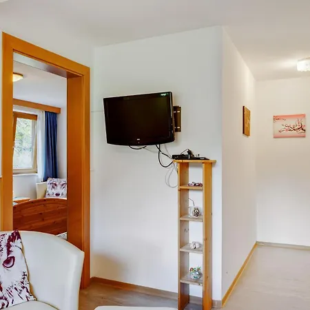 Apartment Apartment Near The Ski Area In Matrei